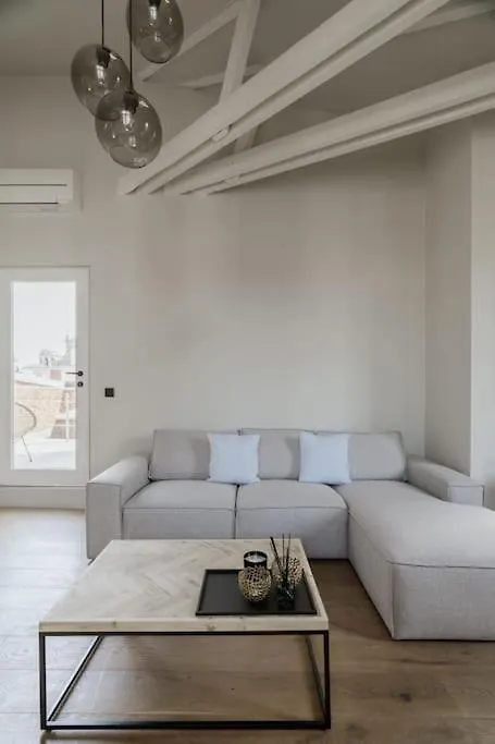 Mooi Licht Appartement In Bruisend Antwerpen! 0*, Anversa